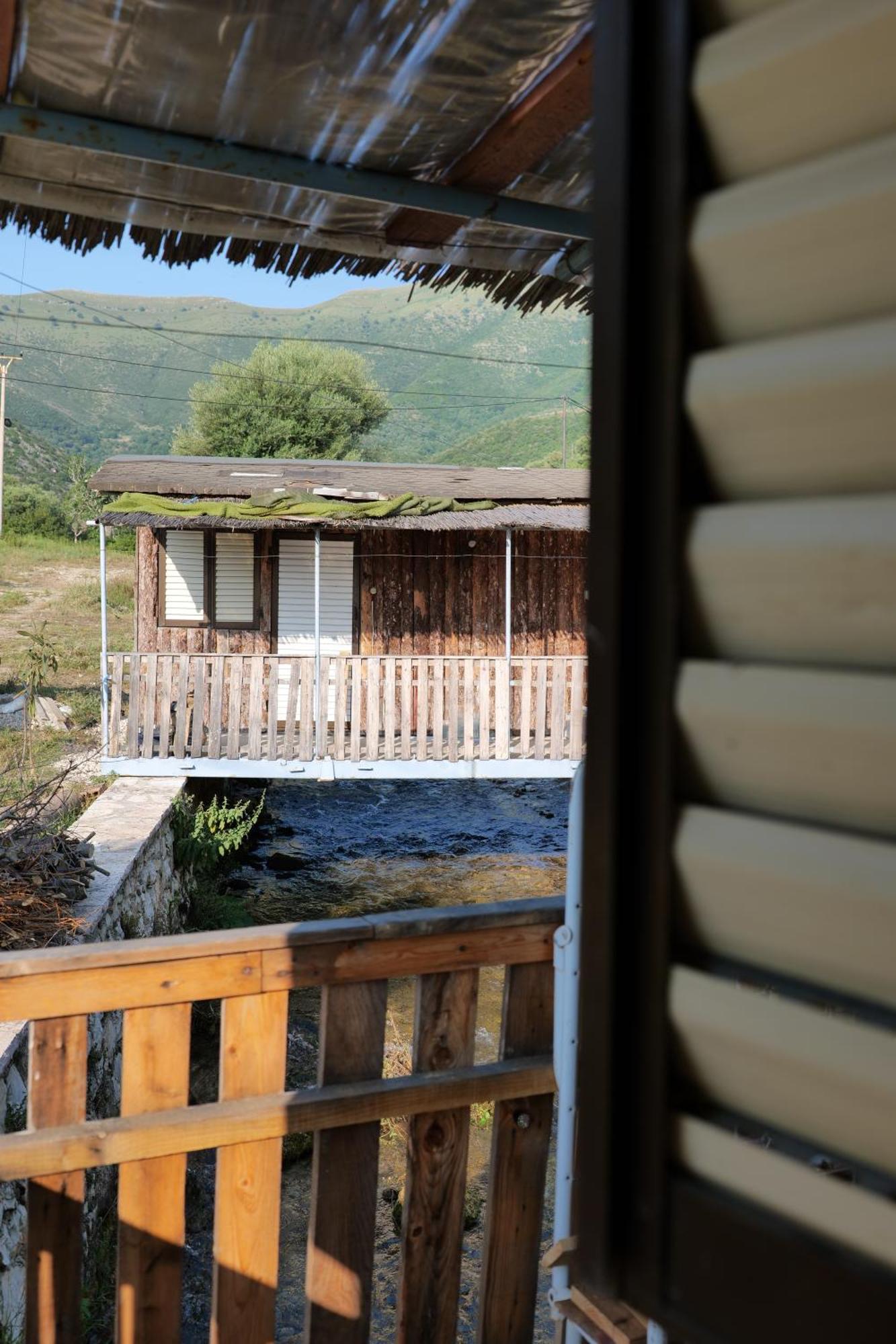 Tropikal Freskia Bunec Sarande Exterior photo